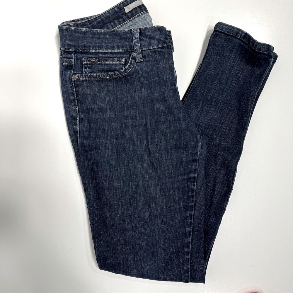 Joe’s jeans rolled cuff Chelsea jeans size 28